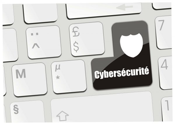clavier cybersécurité